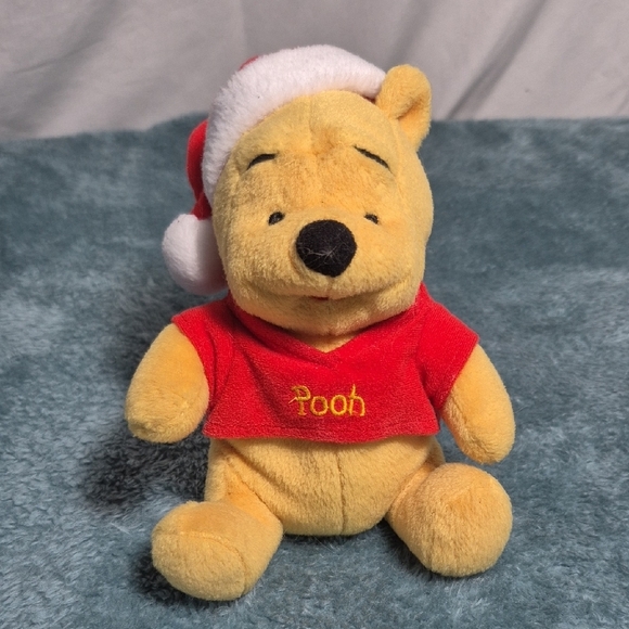 Disney Other - Disney Winnie The Pooh Christmas Plush